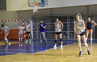 Pamukkale Belediyespor Kadın Voleybol Takımı sezonu...