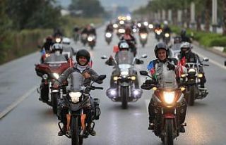 Pamukkale’de 29 Ekim coşkusu motosiklet kortejiyle...