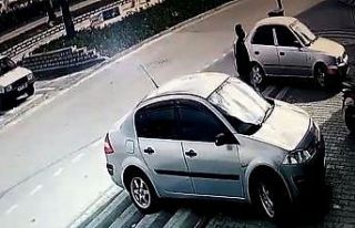 Park halindeki elektrikli bisikleti böyle çaldı,...