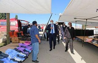 Pazarcı esnafından Başkan Orhan’a kahvaltı sürprizi