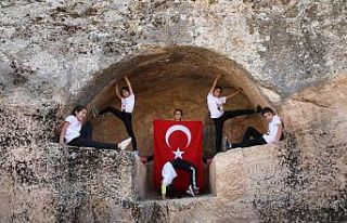 Perre Antik Kentte Cimnastik Günü kutlaması