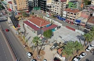 Pişmaniyeciler Meydanı şekillenmeye başladı
