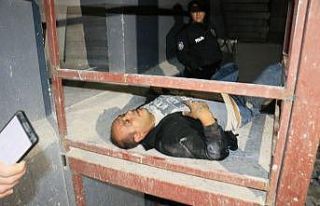 Polisten kaçan hırsız inşaattan düşüp yaralandı