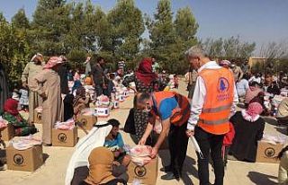 Pursaklar’dan Suriyelilere yardım