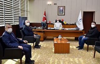 Rektör Ataç TÜBİTAK-2242 birincilik ödülü alan...