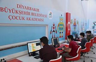 Robotik kodlama atölyeleri çocukları bilişim dünyasına...