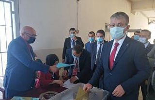 Şaban Çopuroğlu yeniden Başkan