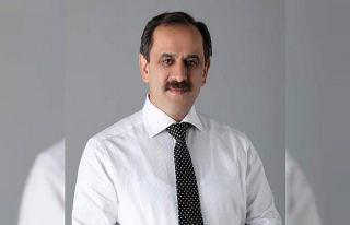 Sakarya Akyazı eski Belediye Başkanı aracında...