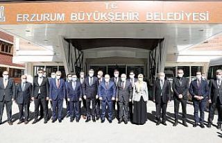 Sanayi ve Teknoloji Bakanı Varank’tan Büyükşehir’e...