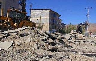 Sanayi yolunda asfalt söküm çalışmaları başladı