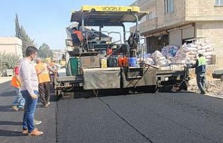 Şanlıurfa kırsalında sıcak asfalt çalışması