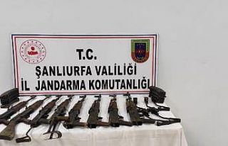 Şanlıurfa’da 8 kalaşnikof ele geçirildi