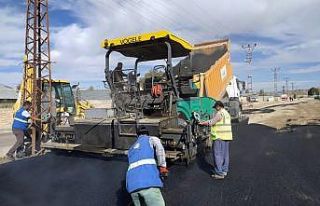 Saray ilçesinde yol ve asfalt çalışması