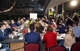 Sarıkurt: "Çözümleri birlikte üretiyoruz"