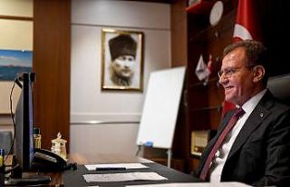 Seçer: “Kısa bir sürede 4 ilçeyi birbirine demir...