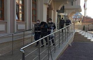 Şehir şehir gezerek 20 bin lira dolandıran tırnakçılar...