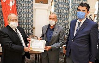 Şehitkamil belediyesi, muhtarları unutmadı