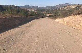 Selim Köyü yolu genişletme çalışmaları devam...