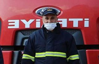 Şemdinli’de ağaçtan düşen şahıs öldü