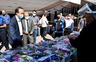 Semt pazarında korona denetimi