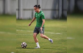 Serdar Özkan ve Sedat Dursun Bursaspor’da kaldı