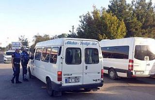 Servis araçları denetimden geçirildi