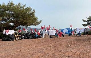 Seyir Tepesi’nden 70 torba çöp çıktı