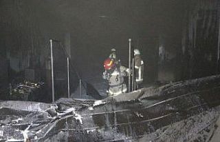 Şimşekler kilolarca eti küle çevirdi