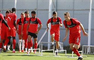 Sivasspor, Kayseri maçına yoğun tempoda hazırlanıyor