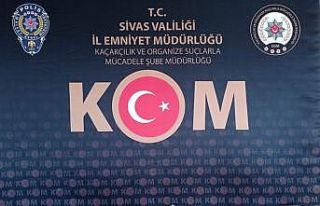 Sivas’ta silah ve mühimmat kaçakçılığı operasyonları