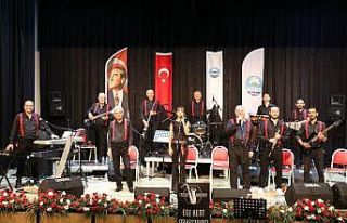 Söke’de müziğin efsaneleri Ege Kent Orkestrası’nda...