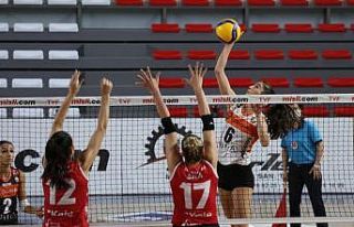 Sultanlar Ligi: Çan Gençlik Kalespor: 0 - Eczacıbaşı...