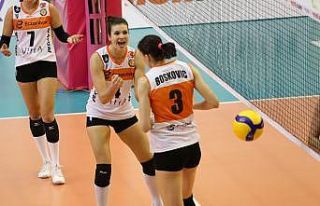 Sultanlar Ligi: Eczacıbaşı VitrA: 3 - THY: 0