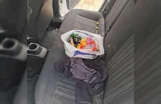 Şüpheli araçtan renkli balon içinde uyuşturucu...