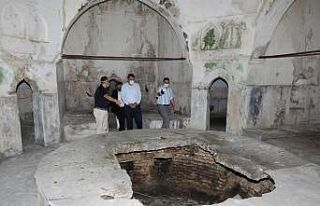 Tarihi Millet Hamamı gün yüzüne çıkıyor