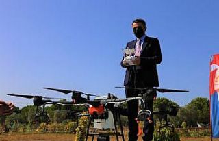 Tarım ve Orman Bakanı Bekir Pakdemirli drone ile...
