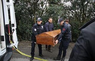 Tartıştıkları şahsı öldürüp yol kenarına...