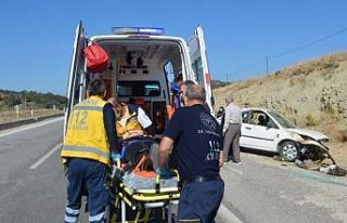 Tavşanlı’da trafik kazası: 3 yaralı