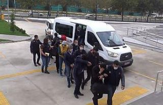 Tekirdağ merkezli 14 ilde FETÖ’den yakalanan 23...