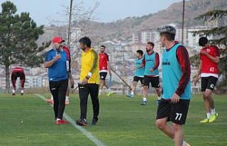 Teknik Direktör Korkmaz, antrenmanları drone ile...