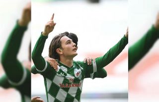 TFF 1. Lig: Bursaspor: 2 - Boluspor: 1 (İlk yarı...