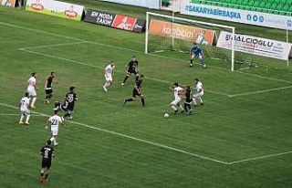 TFF 2. Lig: Sakaryaspor: 0 - Kırklarelispor: 0