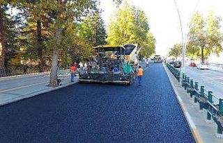 Tokat’ta 24 yıllık asfalt yol yenileniyor