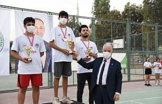 Toroslar’da bocce ve tenis turnuvasında coşkulu...