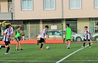 Toroslar’da Cumhuriyet Kupası Minikler Futbol Turnuvası...
