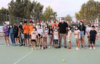 Toroslar’da ’Cumhuriyet Kupası Tenis Turnuvası’...