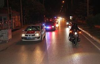 Tosya’da Cumhuriyet konvoyu düzenlendi