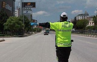 Trafik kurallarına uymayanlara ceza yağdı