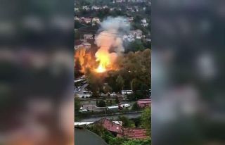 Trafo patladı, mahalle elektriksiz kaldı
