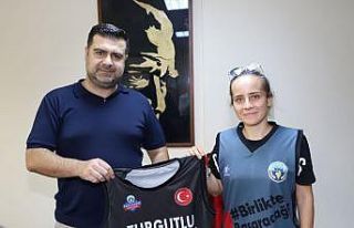 Turgutlu Belediyespor’un son transferi Gamze Sena...